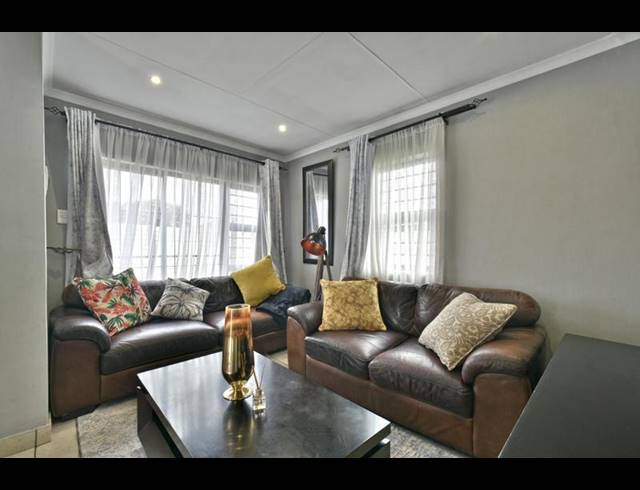 3 BEDROOM HOUSE FOR SALE IN LEOPARD’S REST